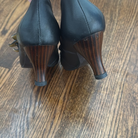 Jeffrey Campbell Ibiza black leather button strap wood grain heel Mary Jane shoe - Picture 4 of 6